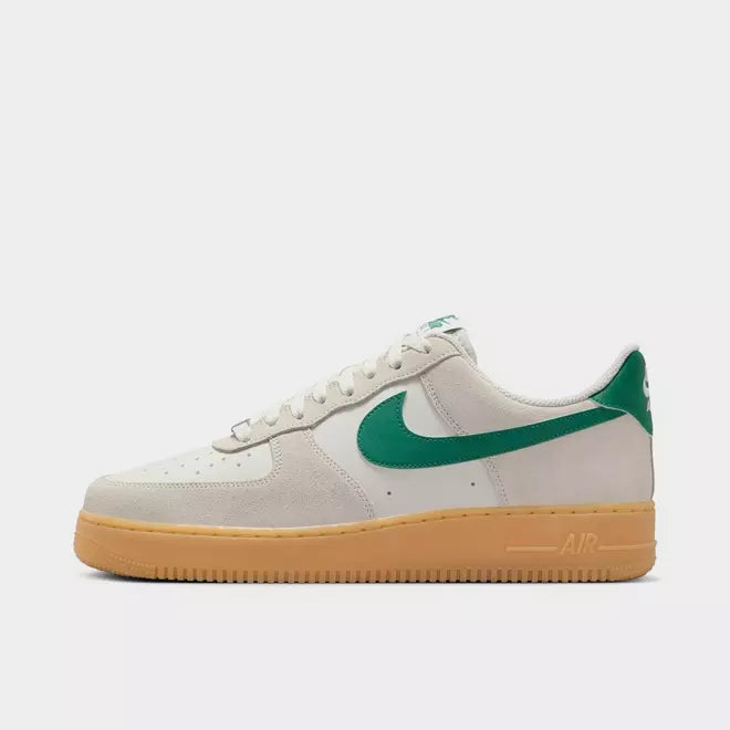 Men's Air Force 1 '07 LV8 Casual Shoes