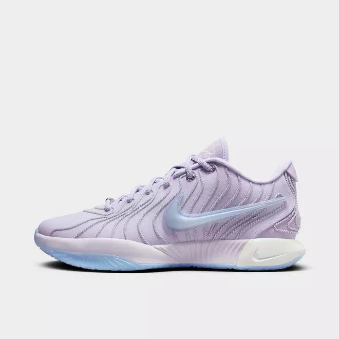 Men's LeBron 21 Basketball Shoes