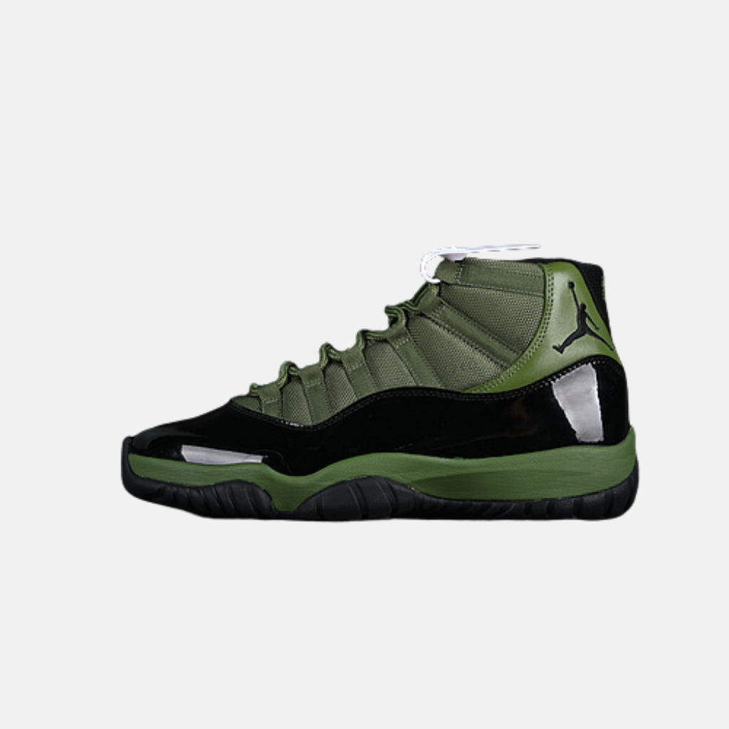 AIR JORDAN 11