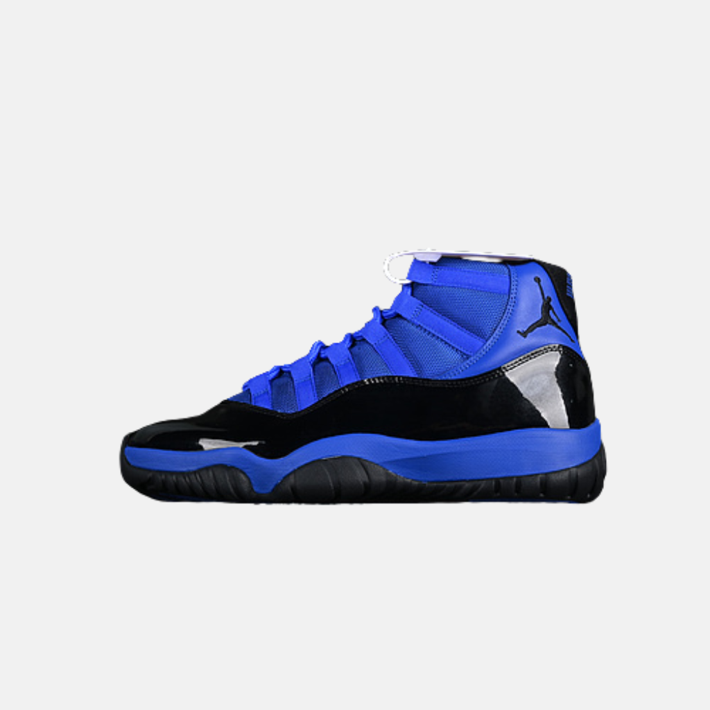 AIR JORDAN 11
