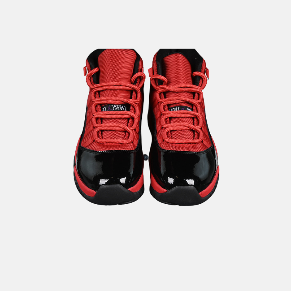AIR JORDAN 11
