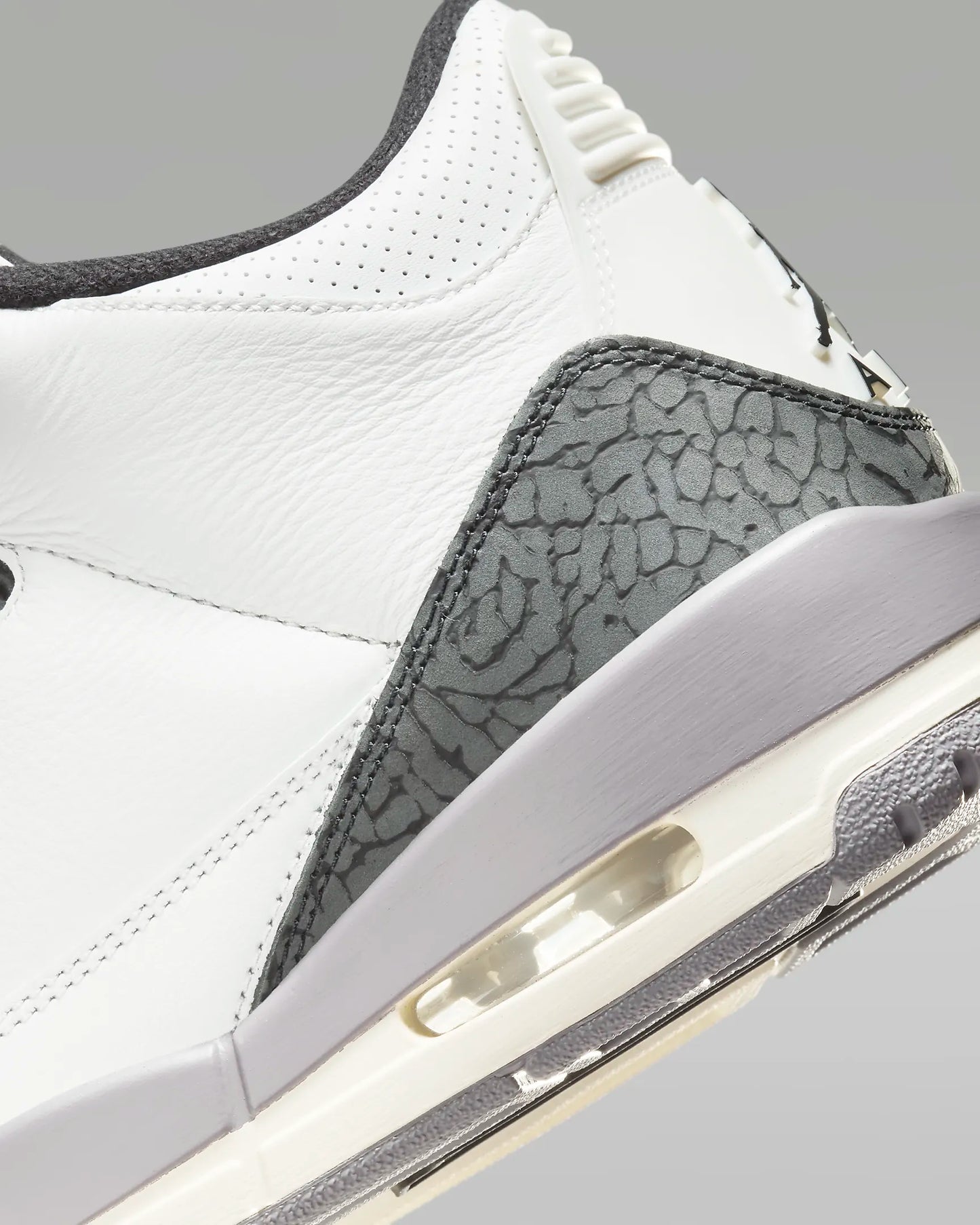 Air Jordan 3 Retro