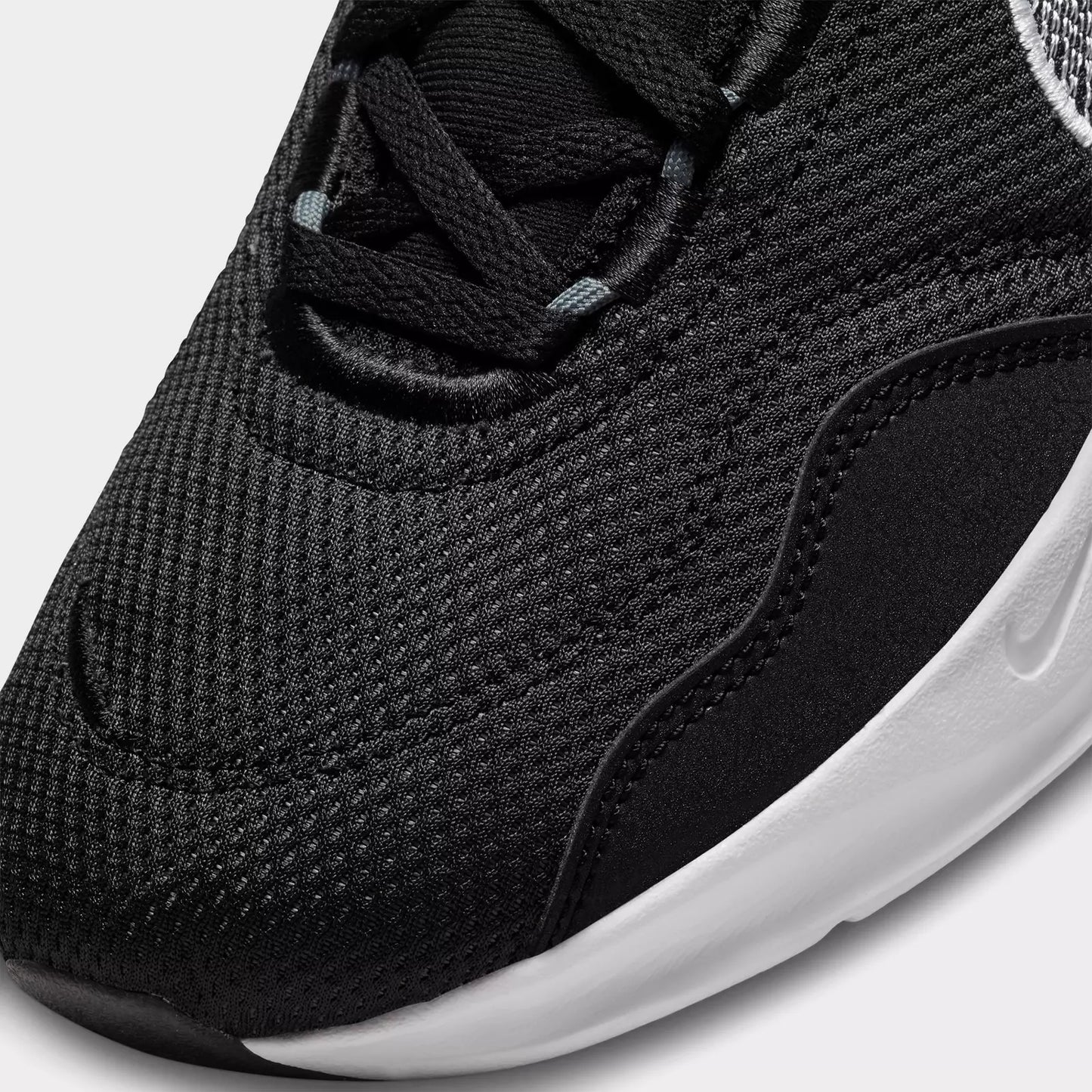 Men's Legend Essential 3 Next Nature Training Shoes