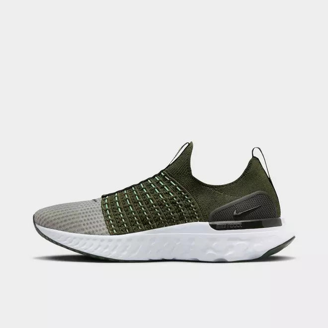 Men's React Phantom Run Flyknit 2 Running Shoes