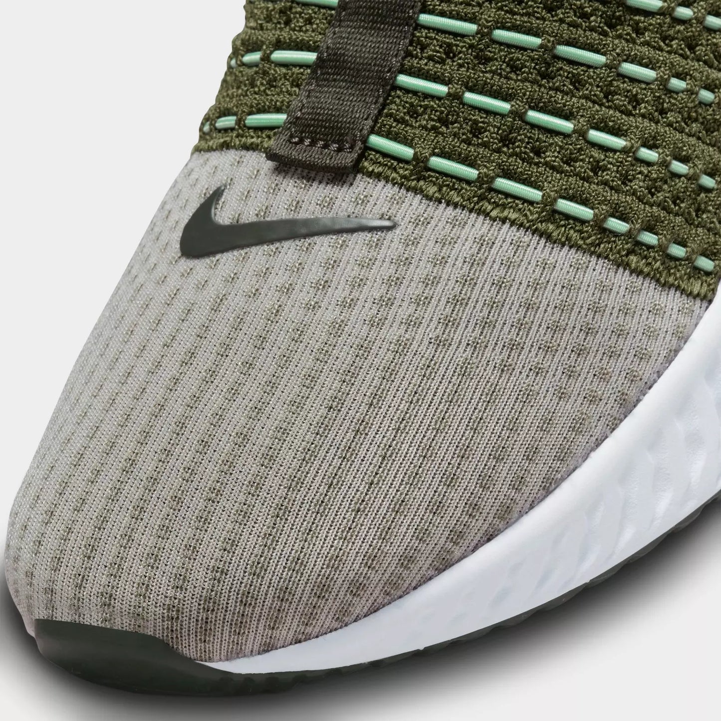 Men's React Phantom Run Flyknit 2 Running Shoes