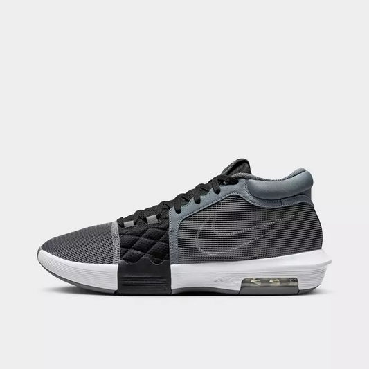 Men's LeBron Witness 8 Basketball Shoes