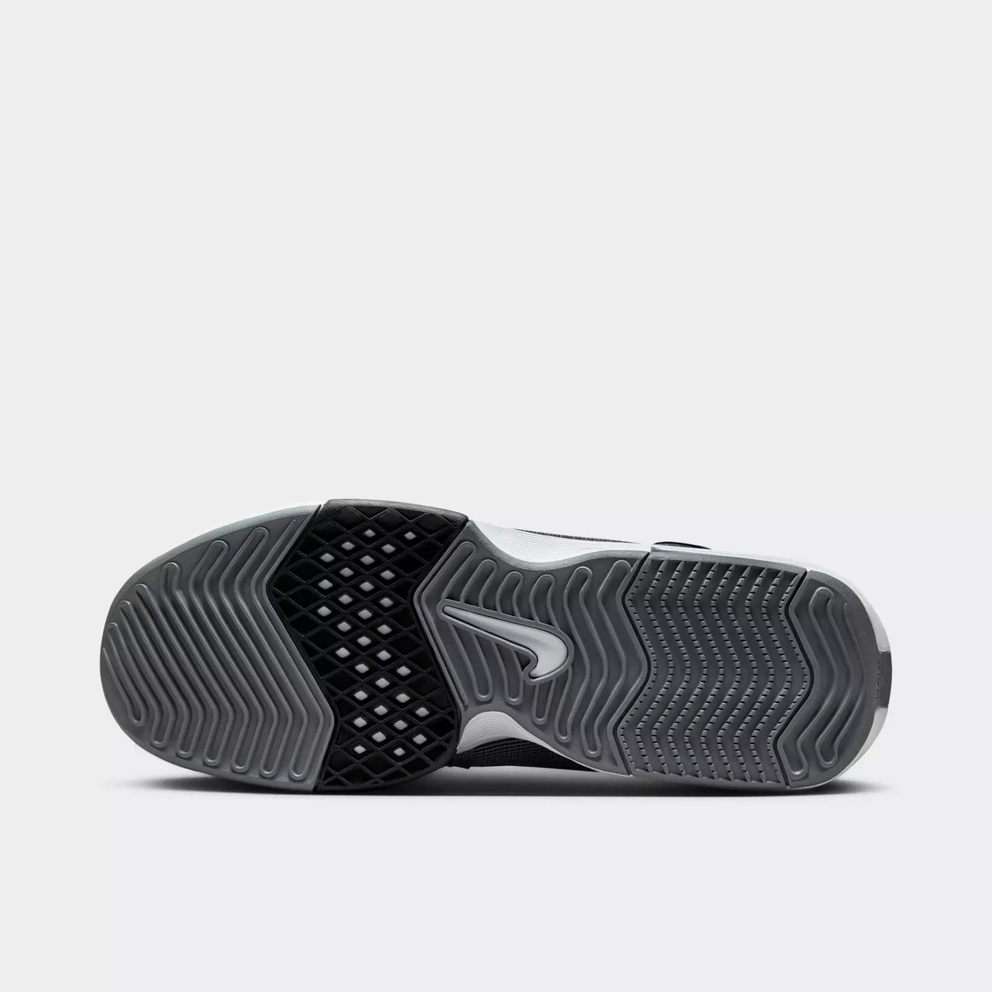 Men's LeBron Witness 8 Basketball Shoes