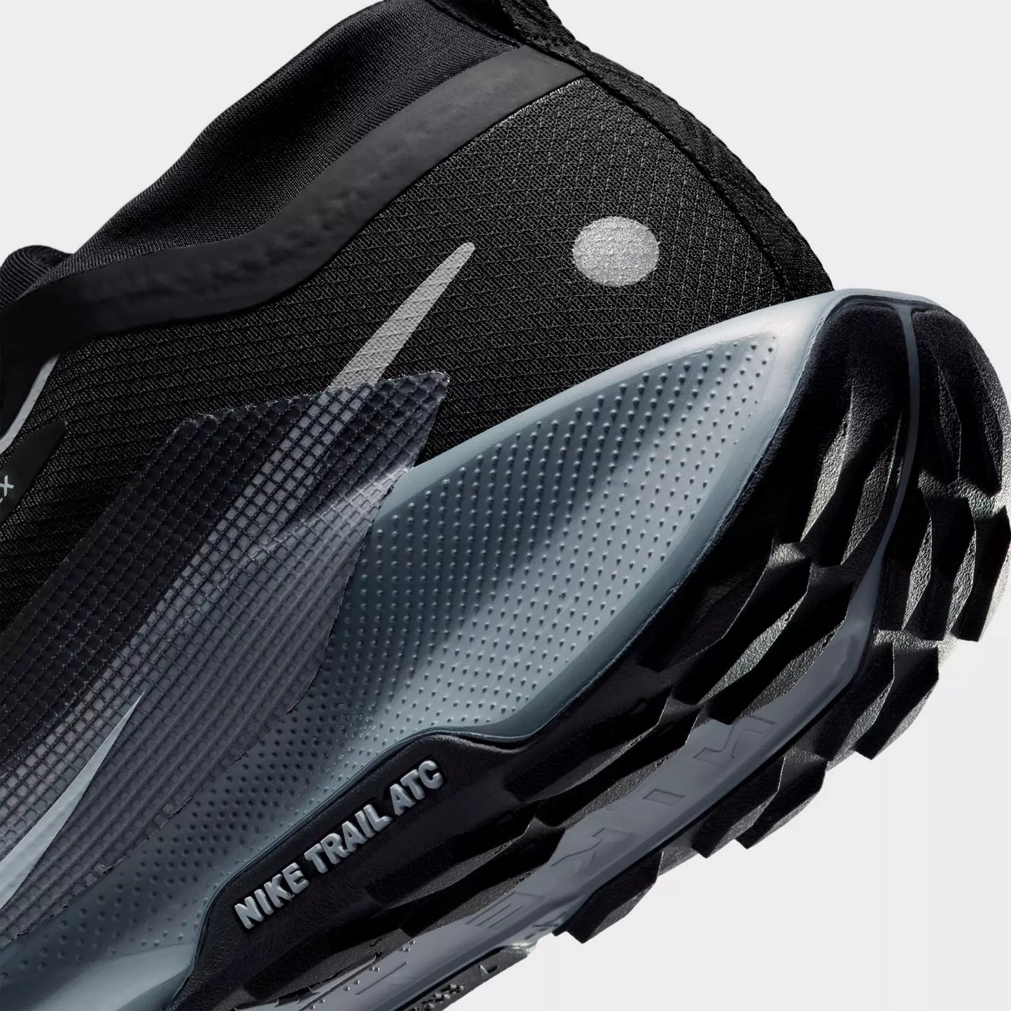 Men's Pegasus Trail 5 GORE-TEX Waterproof Trail Running Shoes