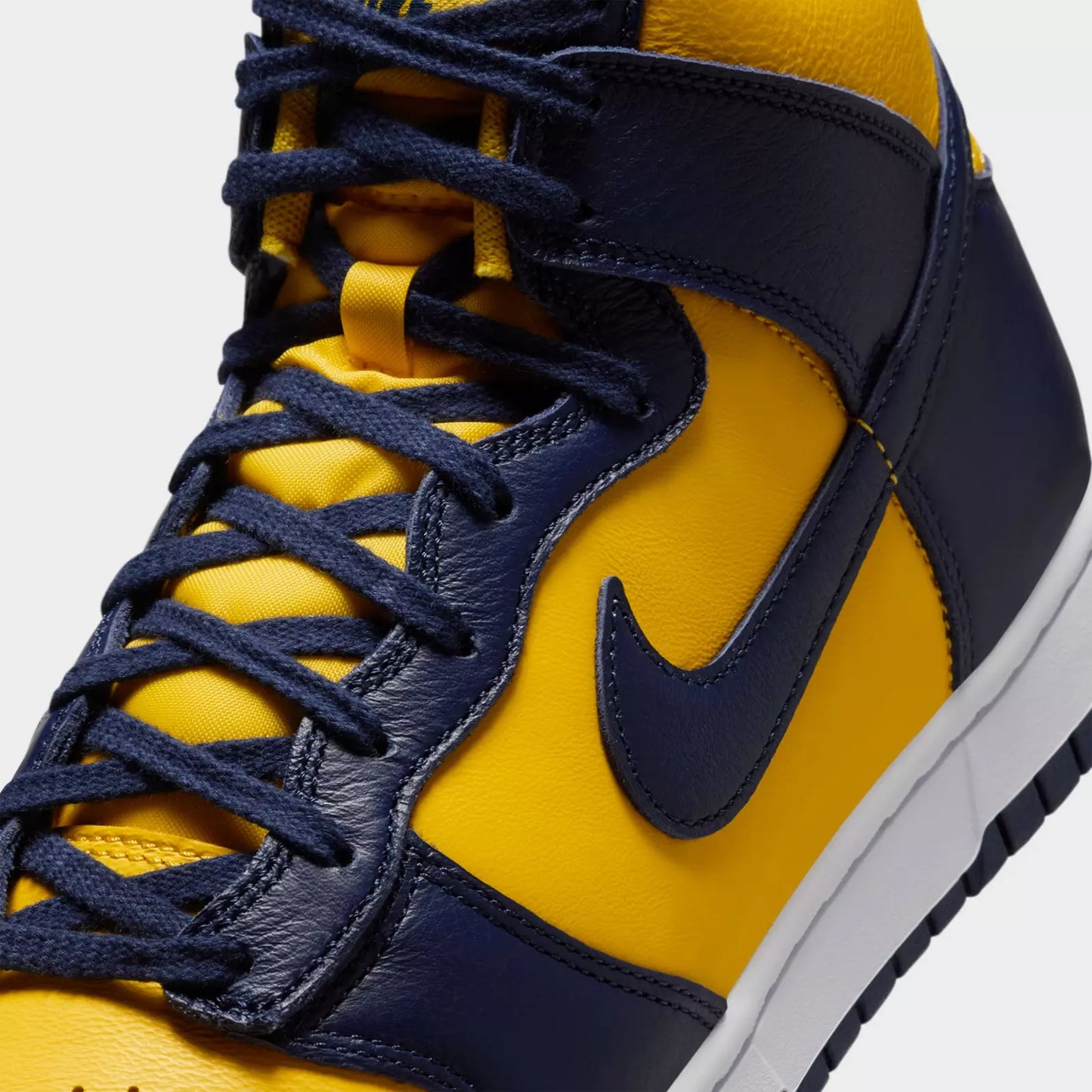 Men's Dunk High Retro Premium Casual Shoes