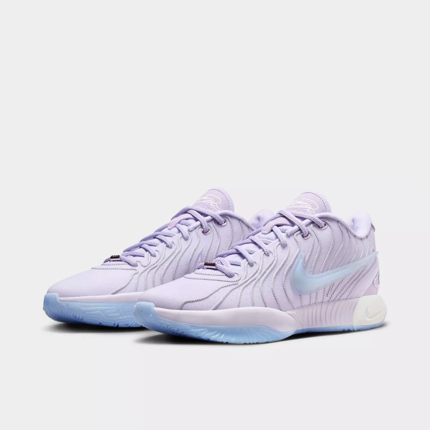 Men's LeBron 21 Basketball Shoes