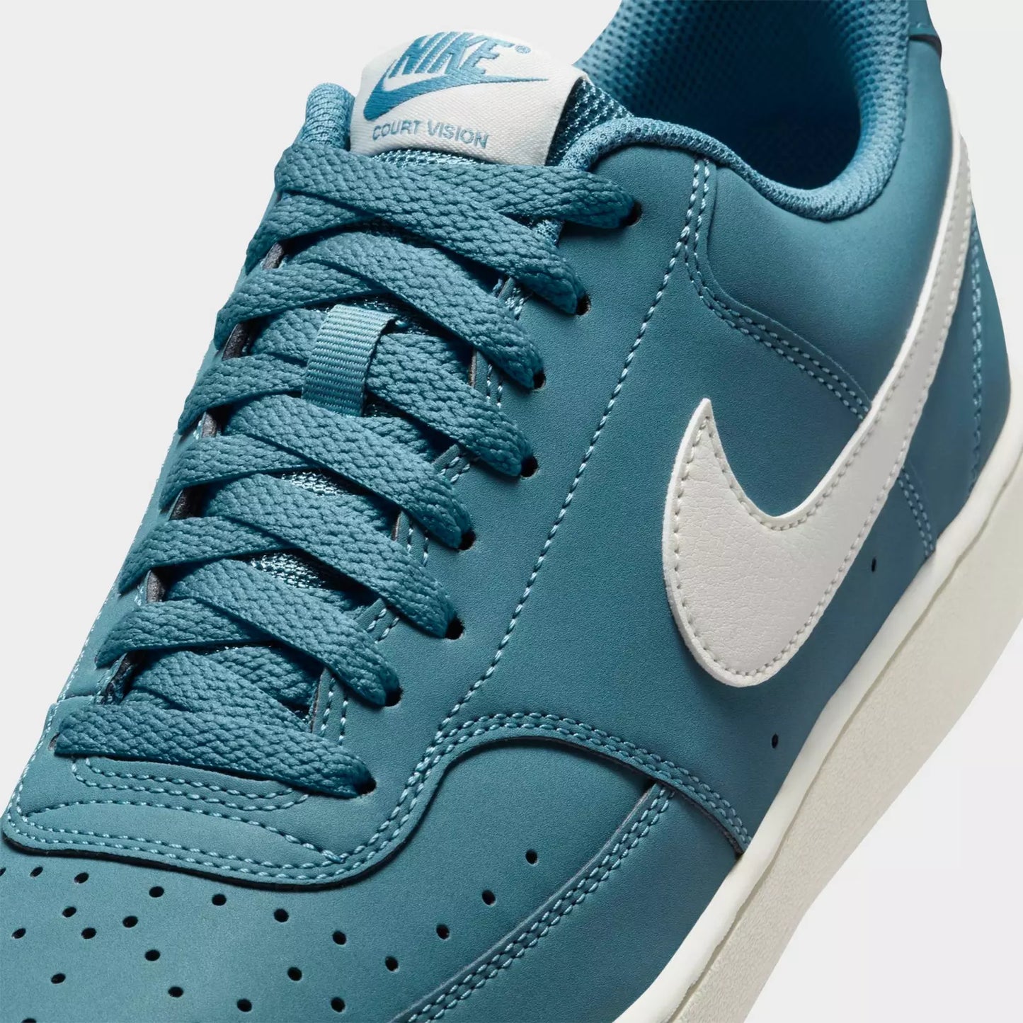 Men's Court Vision Low Premium Casual Shoes