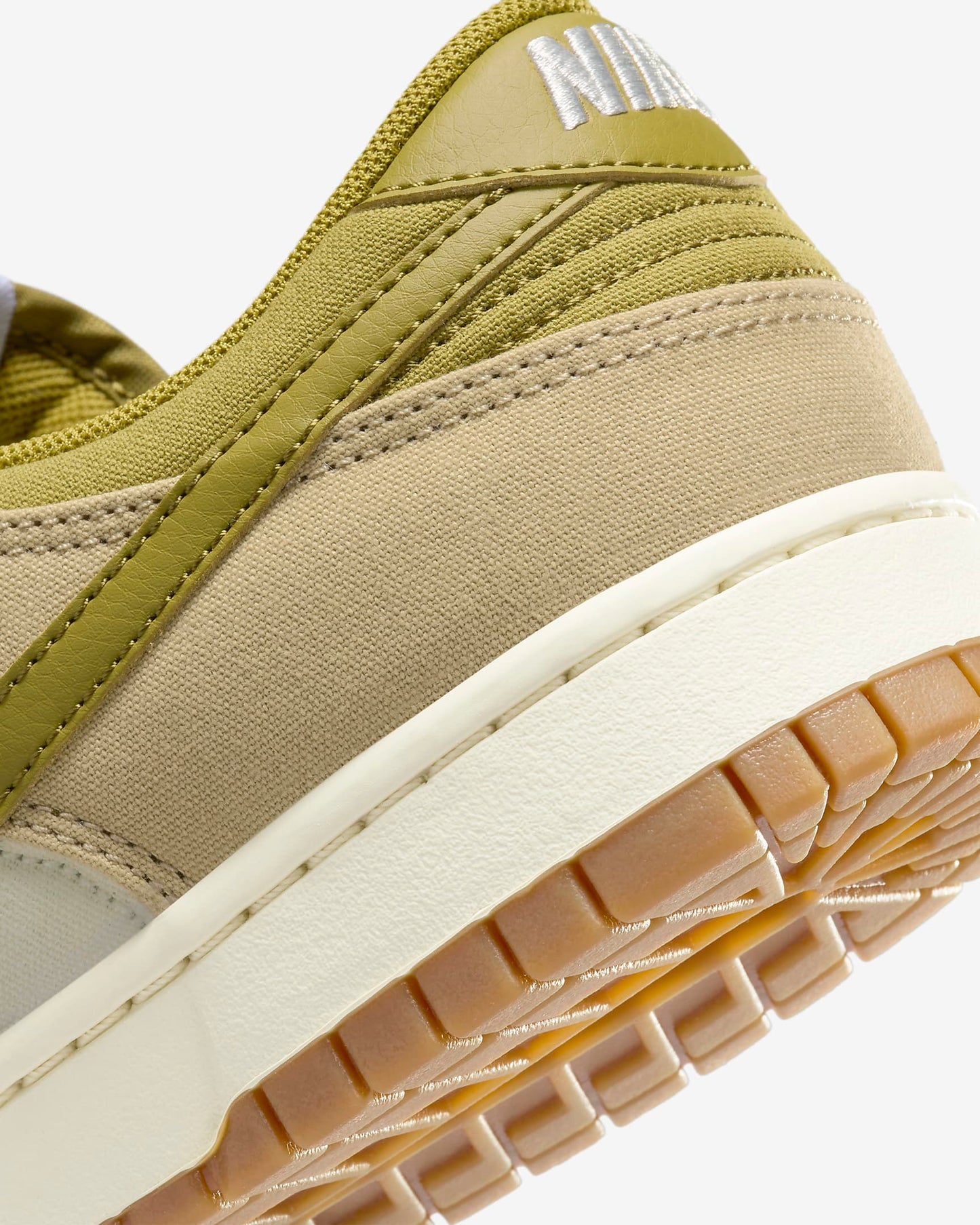 Dunk Low Retro