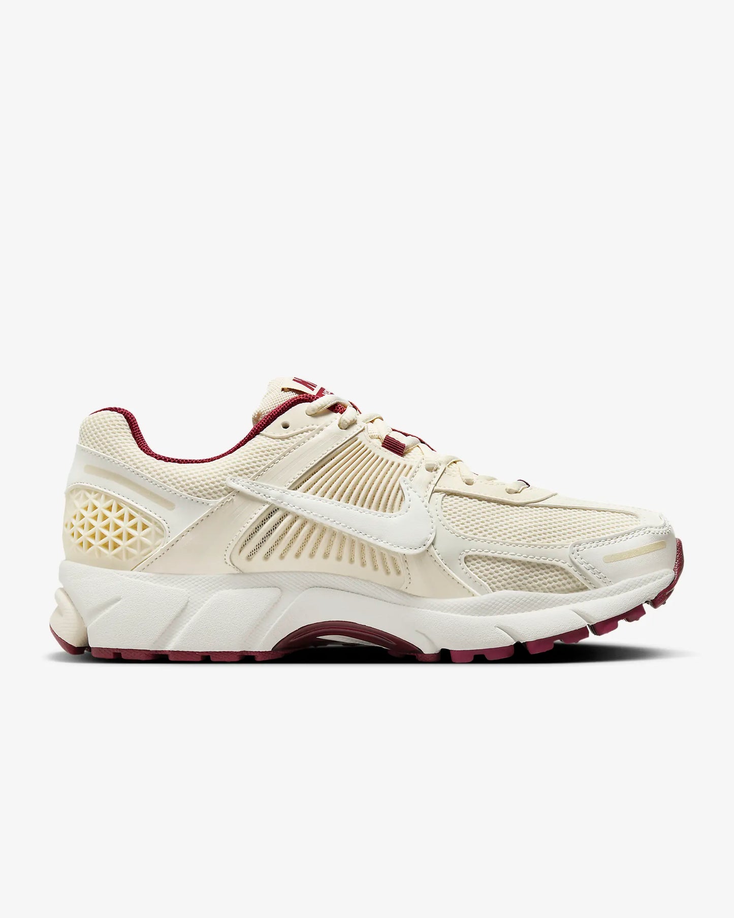 Nike Air Zoom Vomero 5 Shoes